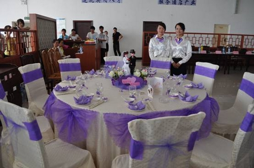 我院举行"酒店服务技能——菜单设计和主题宴会台面设计"大赛
