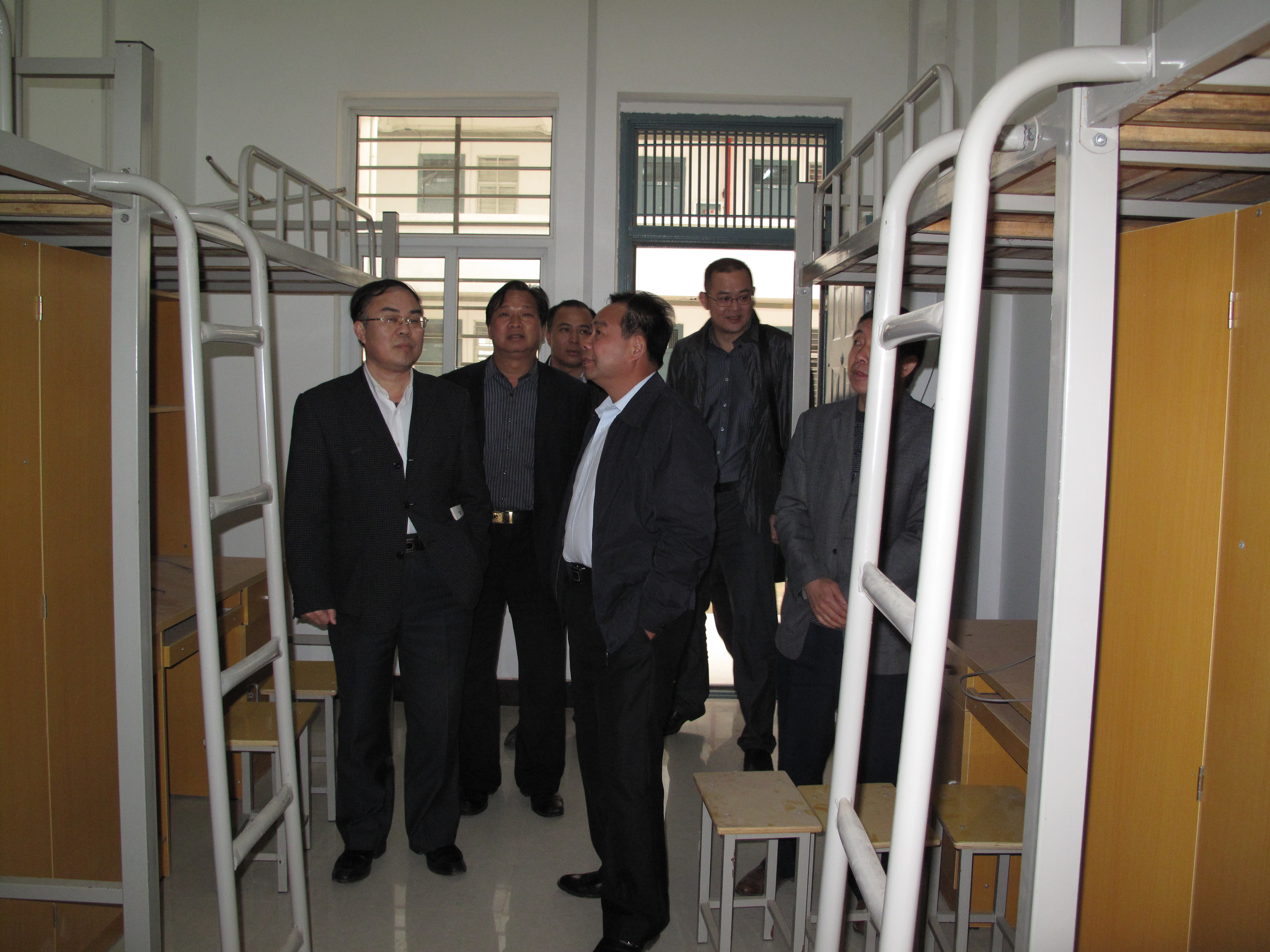 学院领导率队赴柳州师范高等专科学校调研