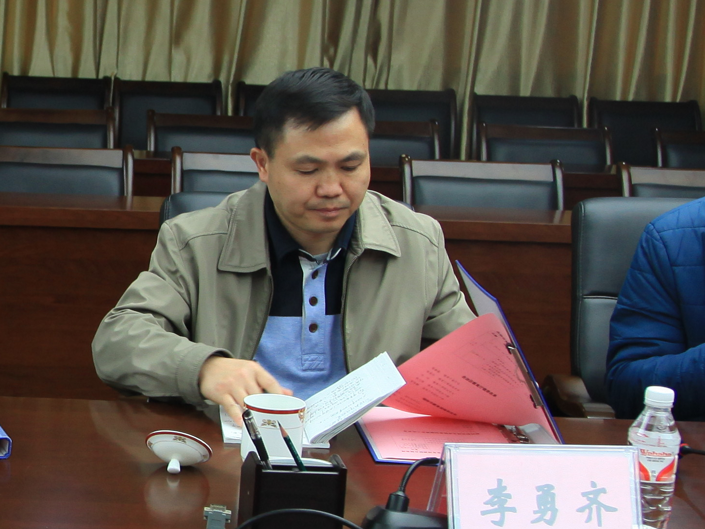 教育厅职成处处长李勇齐参加会议