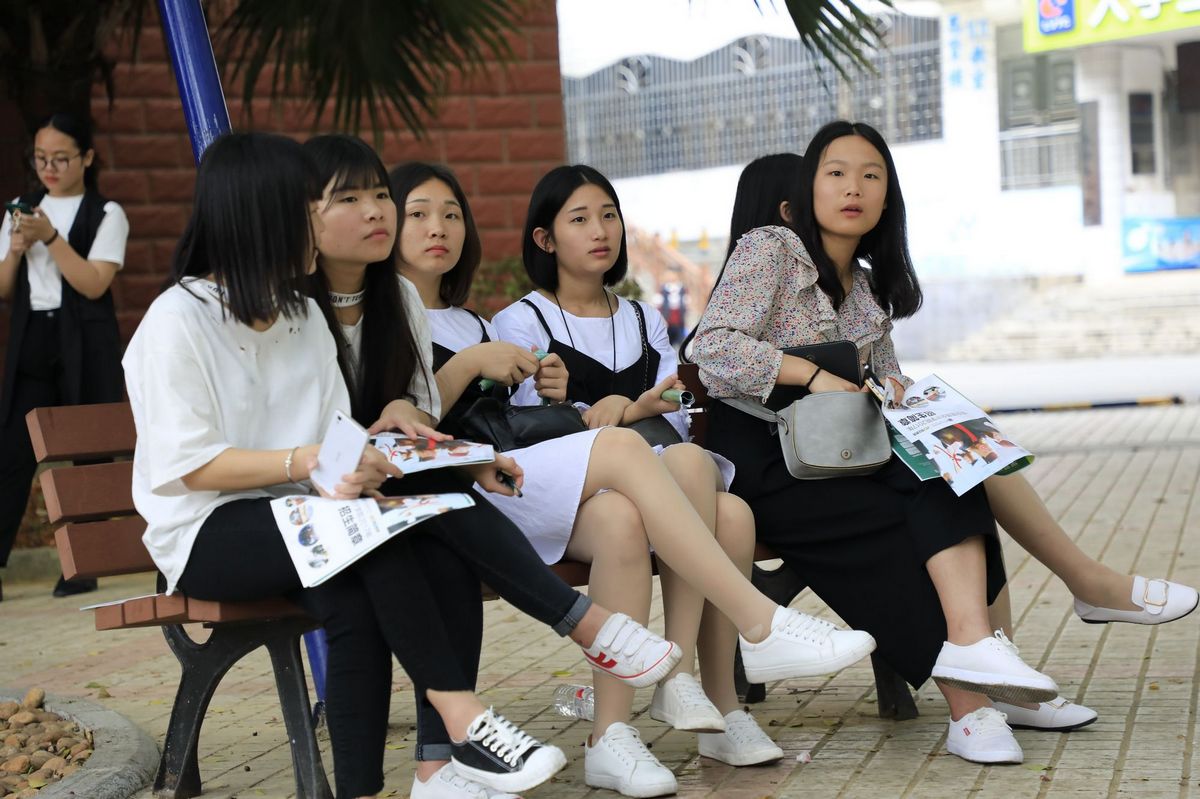 2040名考生到我校考点参加2017年公办高职高