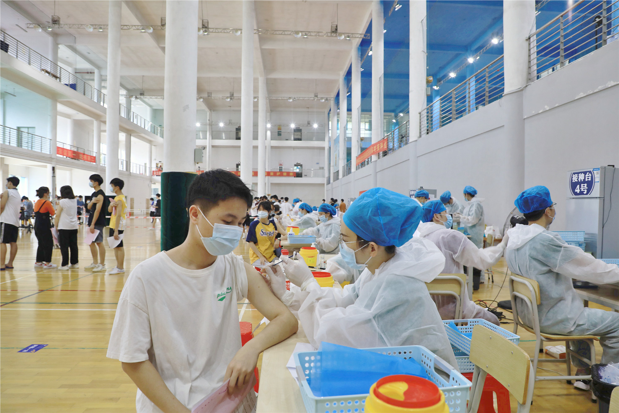 我校启动新冠病毒疫苗接种工作
